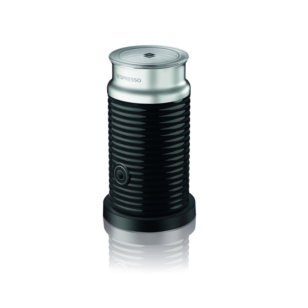 Cafetera Nespresso Essenza Mini Negra + Aeroccino