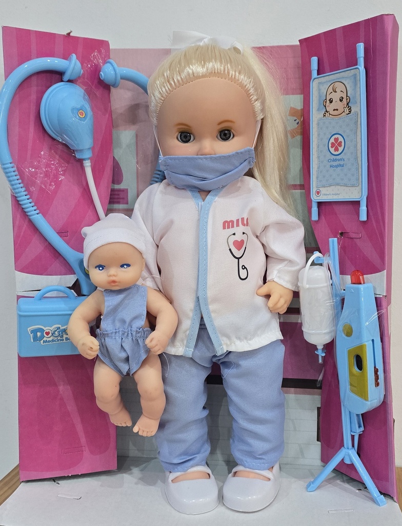 Muñeca Cariñito Mila Pediatra con bebe y accesorios